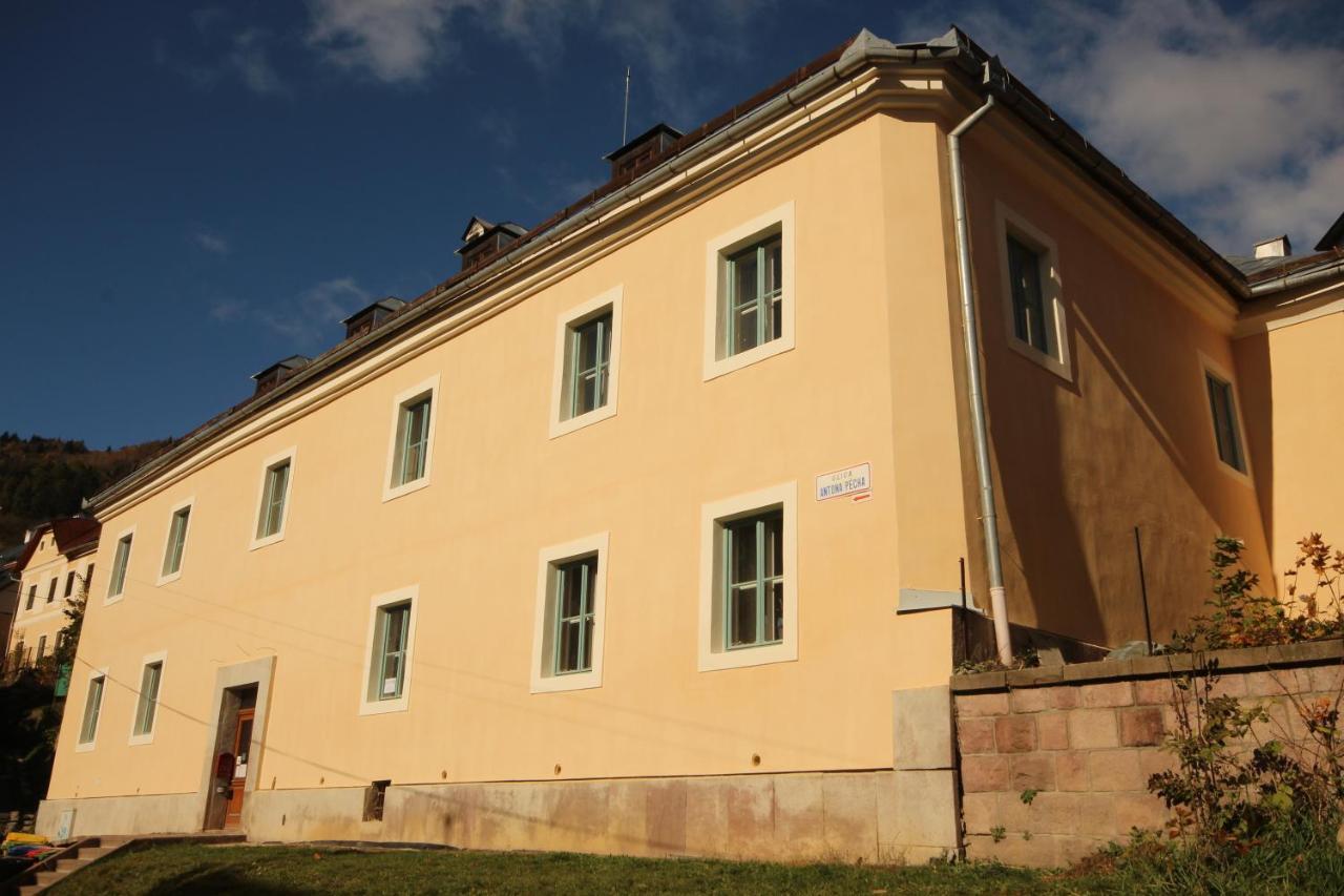 Hostel Skautsky Dom Banská Štiavnica Exterior foto